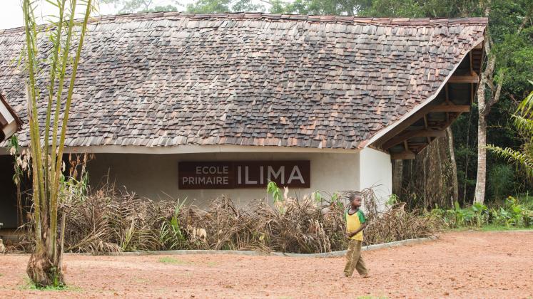 Photo of Ilima Primary School, A view of the school's sign near the entrance to the building